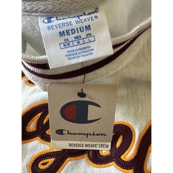NWT Champion Reverse Weave Crew Loyola University Sweatshirt Gray Size Medium - Picture 6 of 9